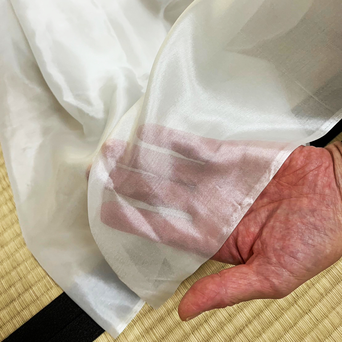 羽二重四匁の生地