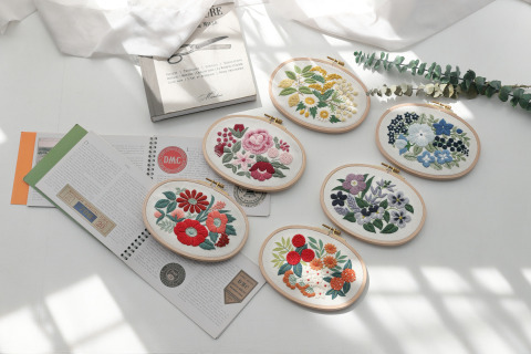 待望の新作！樋口愉美子さんとDMCのコラボレーション刺繍キット「6色のフラワーブーケ」登場