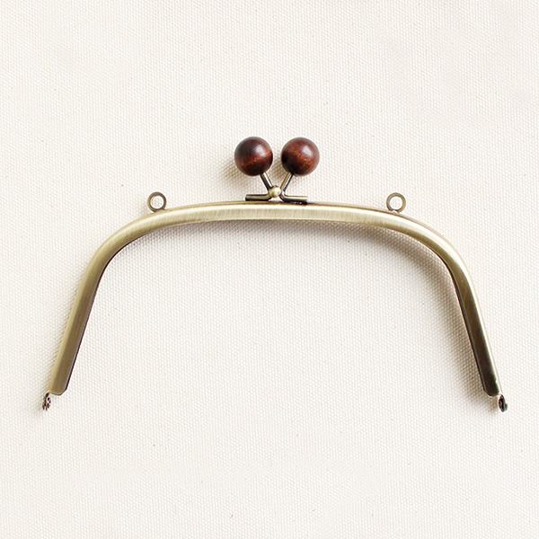 F1803 Purse Frame with Wood Beads  W18cm  antique gold (bag)