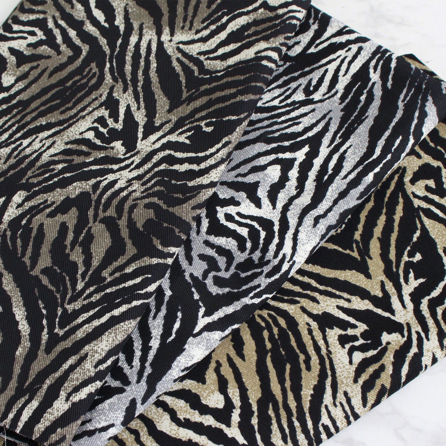 IBK6690-4 Tiger pattern Twill Fabric Width approx.112cm 1m/unit (m)