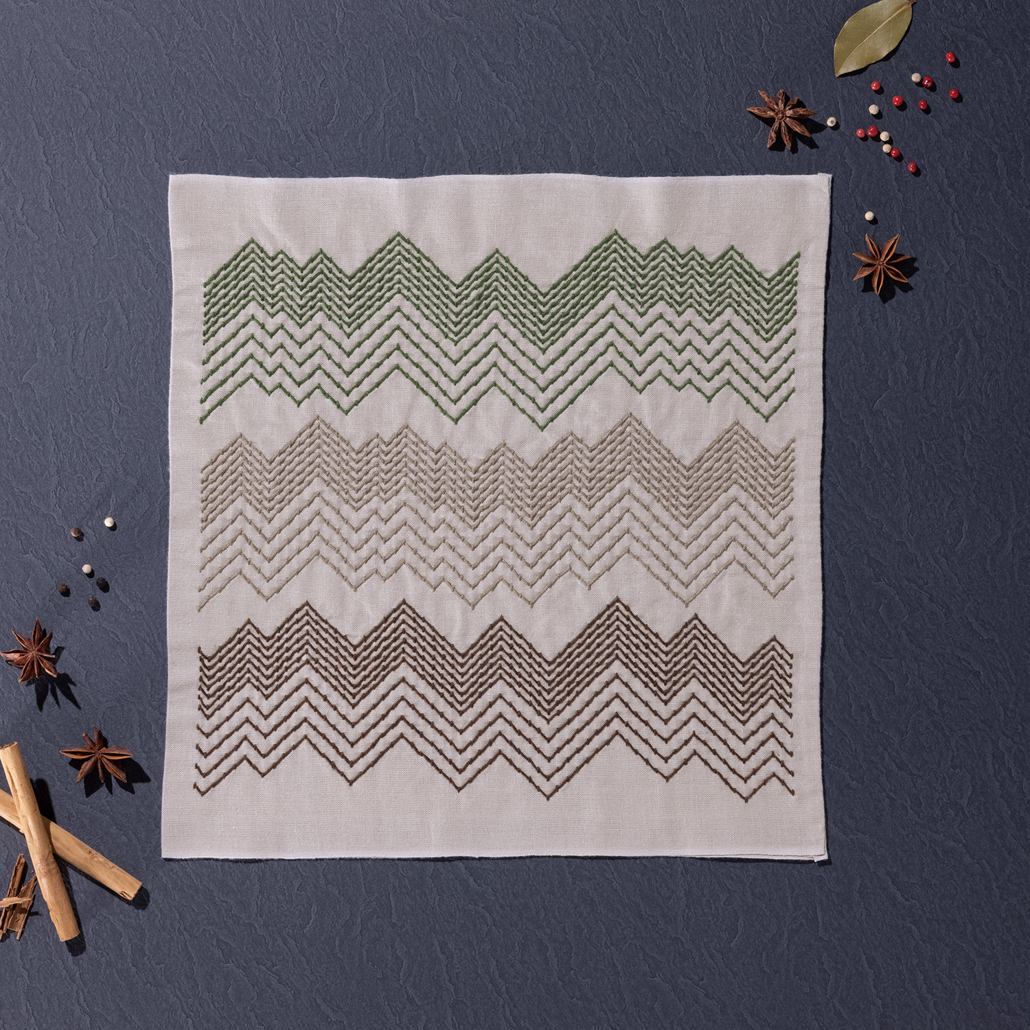 【お取り寄せ・返品不可】OLY-SK453 Sashiko Textile lab Peaks（ピークス）〈Sage〉（袋）