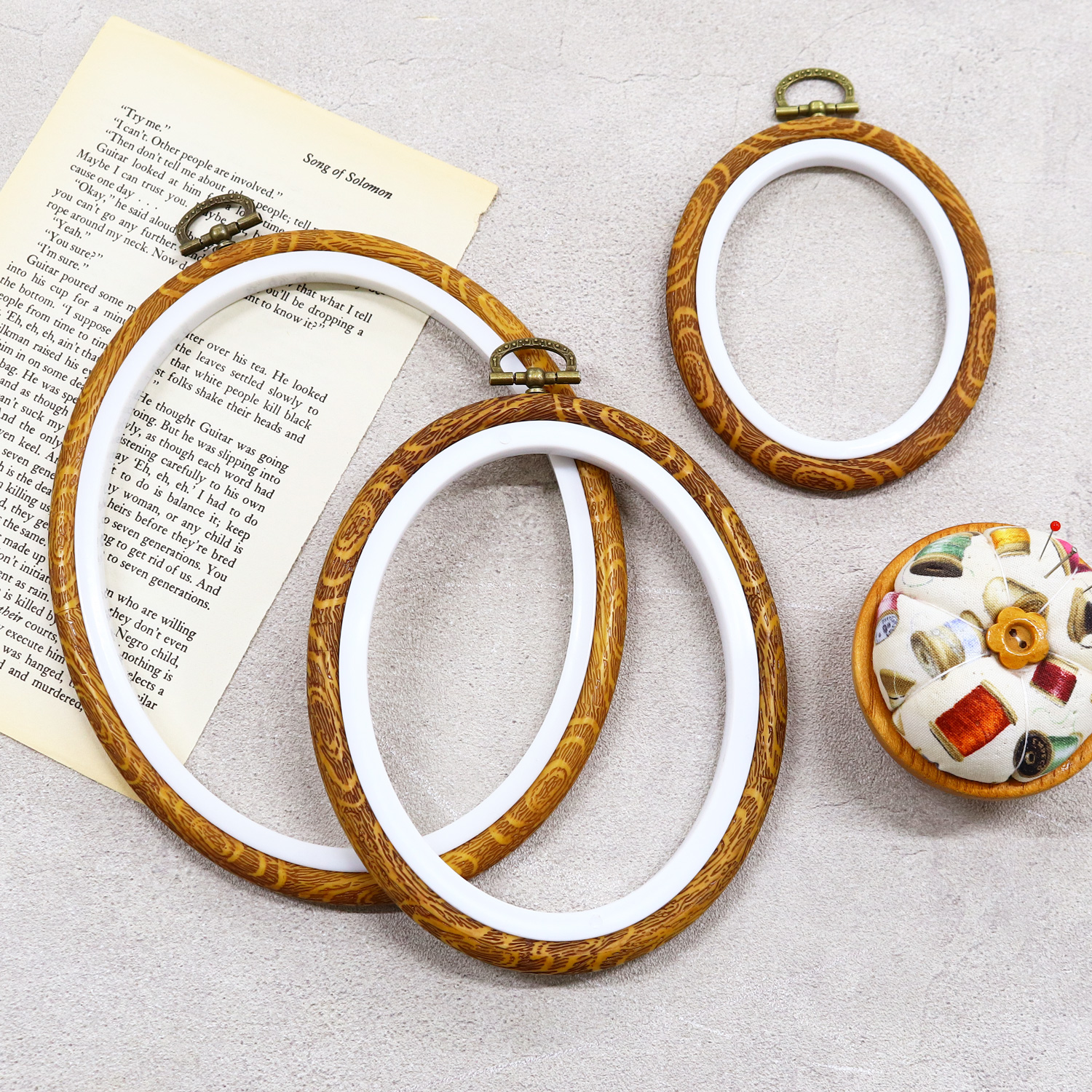 【刺繍受注会】【後継品】JSP32～33 刺しゅう用 プチフレーム 縦楕円型(個)