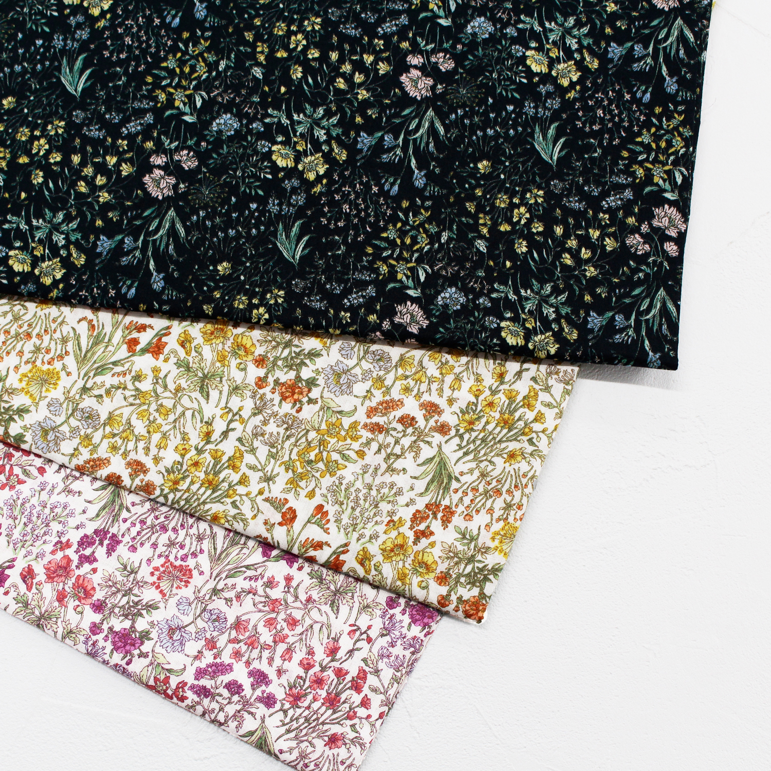 ■H3025-650R-9 60 Loan Printed Fabric approx.12m roll (roll)