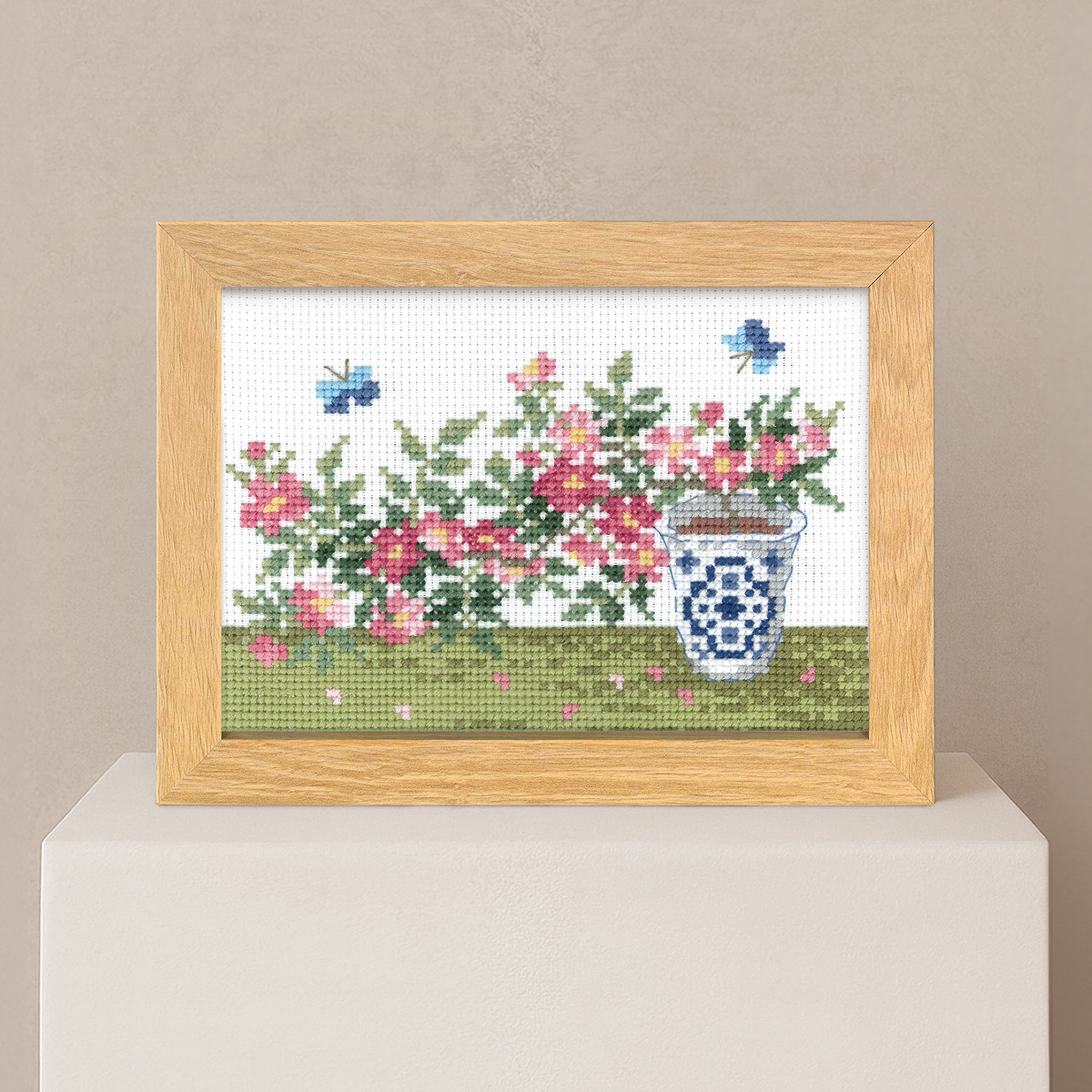 【お取り寄せ・返品不可】OLY-K7616 刺しゅうキット 12ヵ月のBONSAI 5月 野薔薇 (袋)