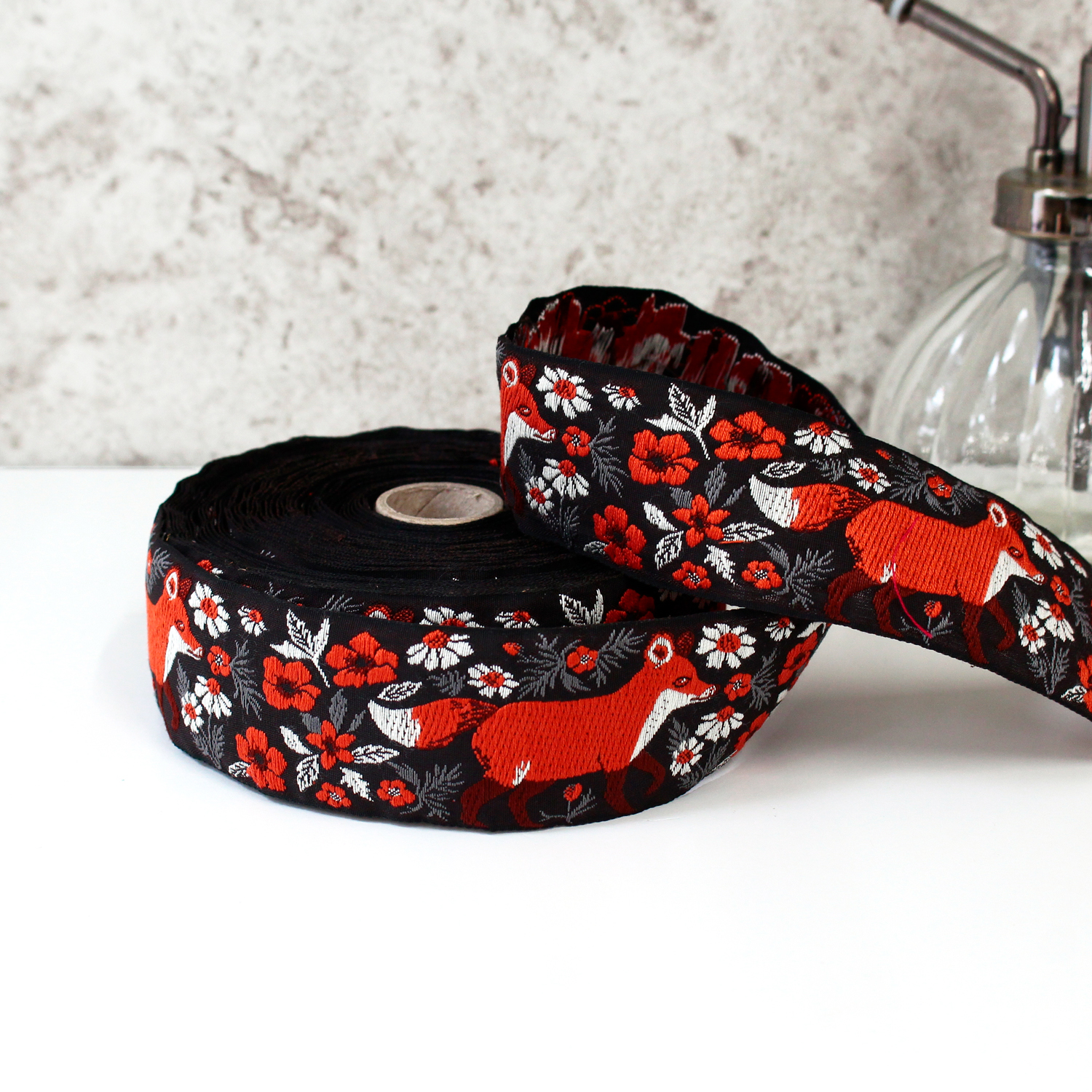 PAU100659-4-50 高級ジャガード織 カフカリボン 巾約3.7cm 50cm単位(本)