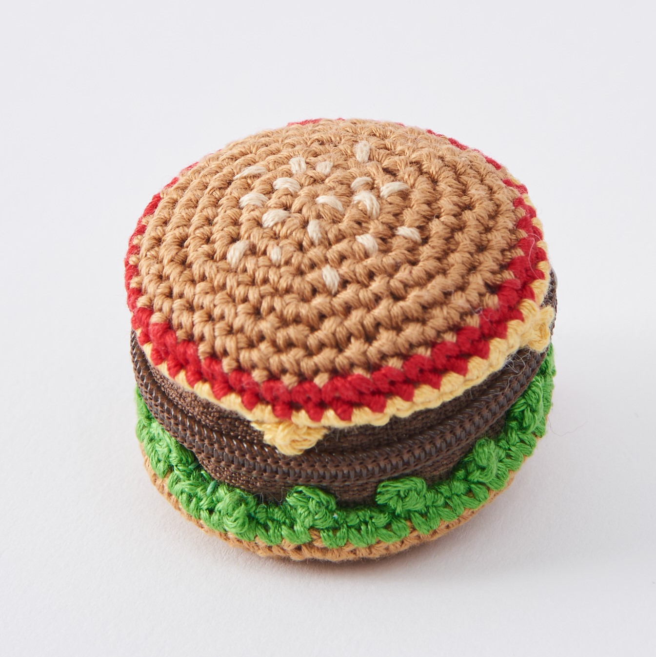 CSK502503 Cosmo COSMO Small Pouch "Hamburger" with embroidery thread No.502503 Finished Size: Approx. 3.4cm x 4.2cm in height (set)