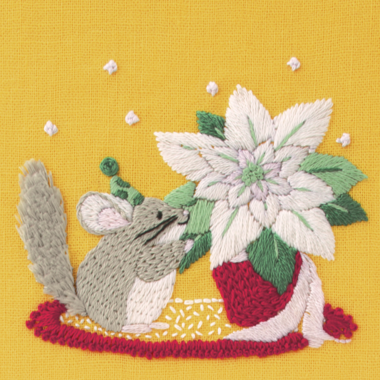 DMC-JPT123 DMC Chicchi 「動物と季節の植物が彩る12か月」刺繍キット チンチラさん (個)