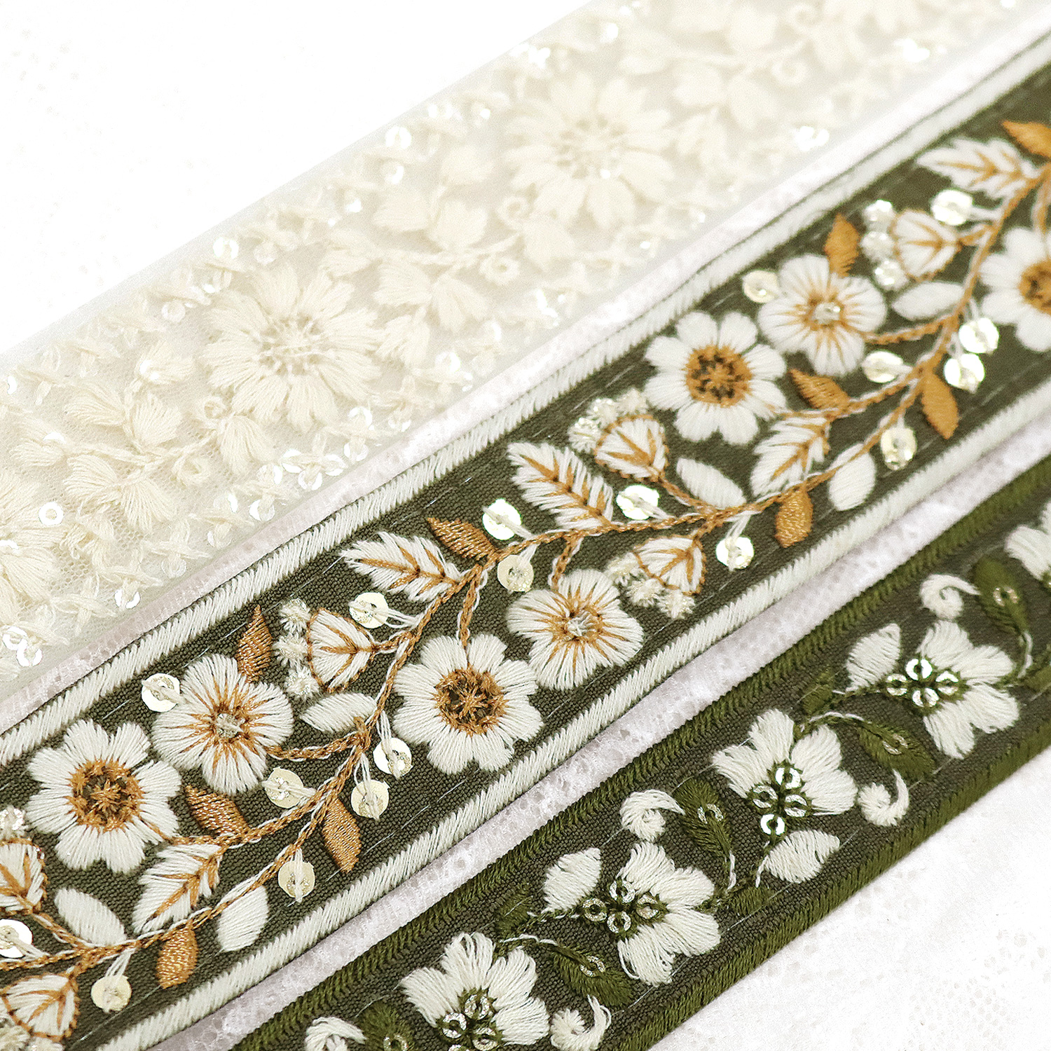 KF-RMIX-112 インド刺繍リボン グリーンアソート 約30cm×3本 (袋)