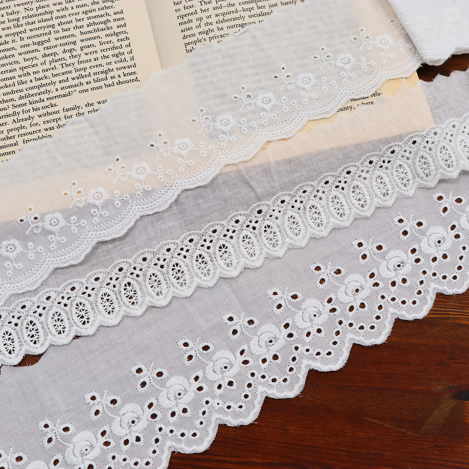 HCL20-CSET Cotton lace assortment thick width 1m x 3 pieces (set)