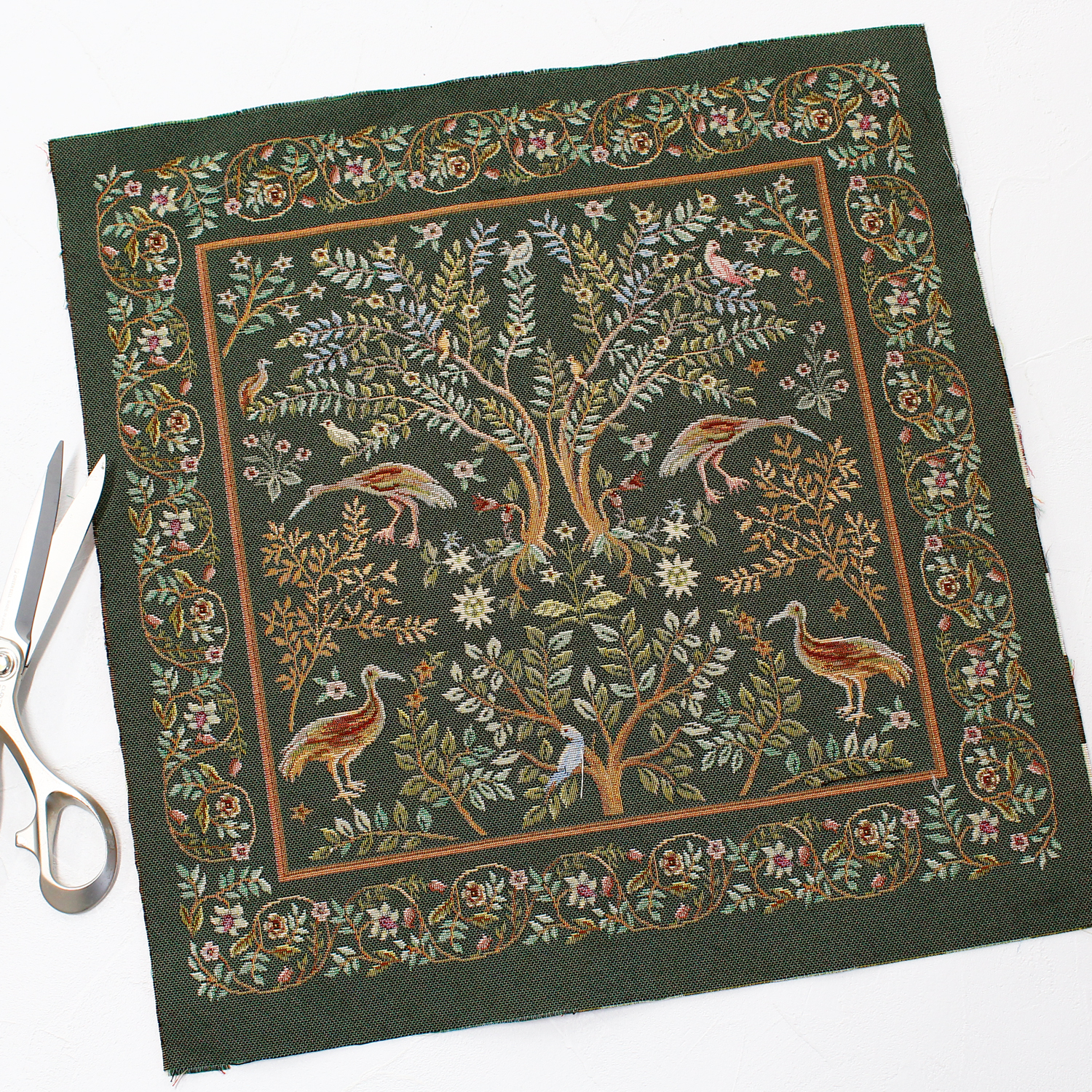 ■ARTI-KISS1342VEO-3 GOBELIN Panel Fabric from Europe width approx,47x47cm same design 3 sheet set (set)
