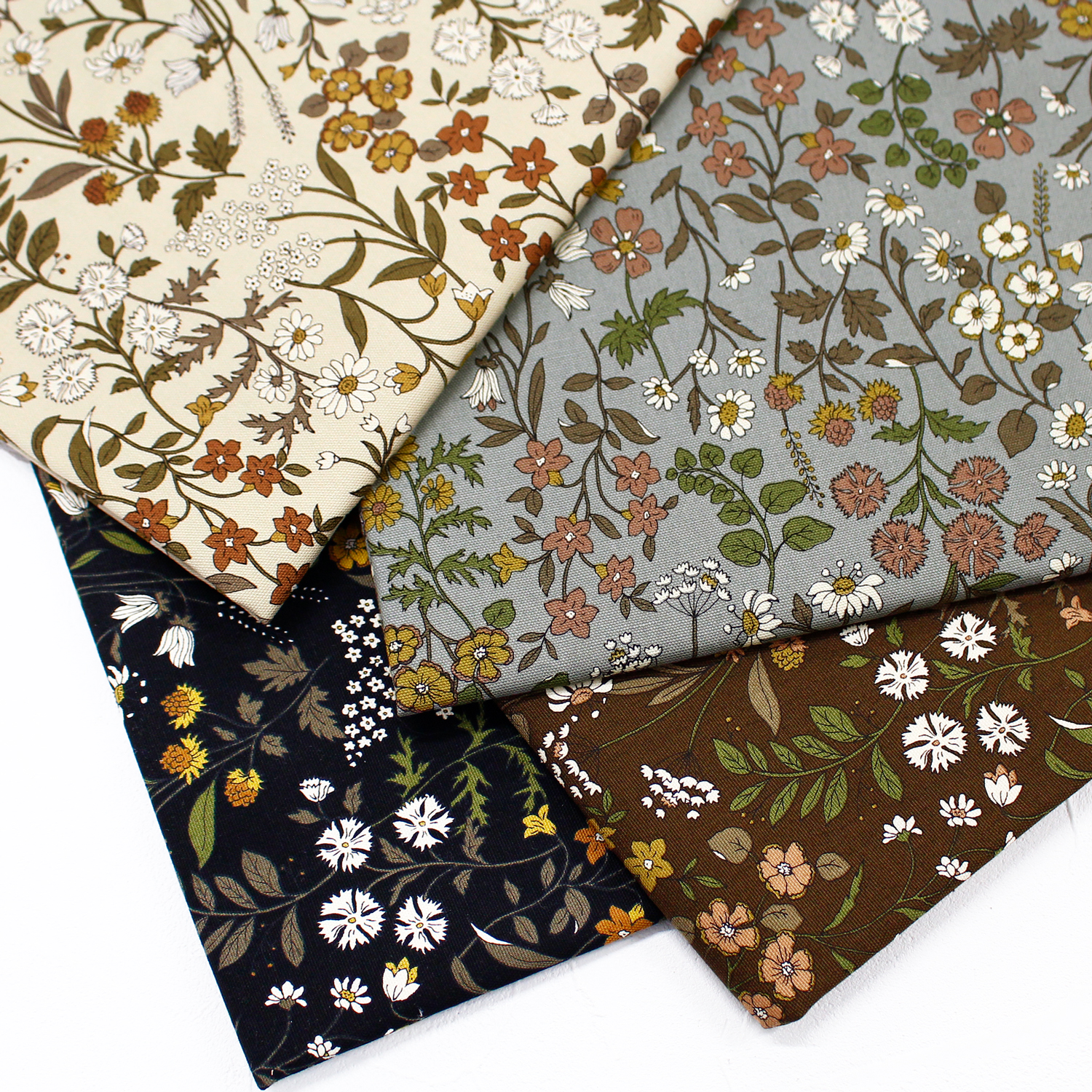 IBK38140-2 Ox Printed Fabric Retro Flower width 110cm 1m/unit (m)