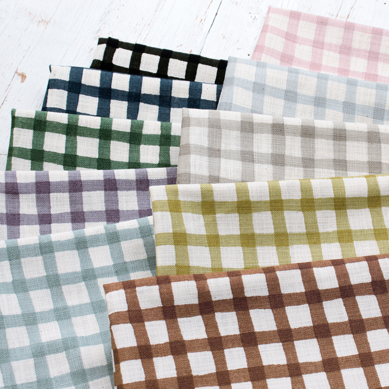 B88194-3 Linen-like slab poplin CHECK 1m unit (m)
