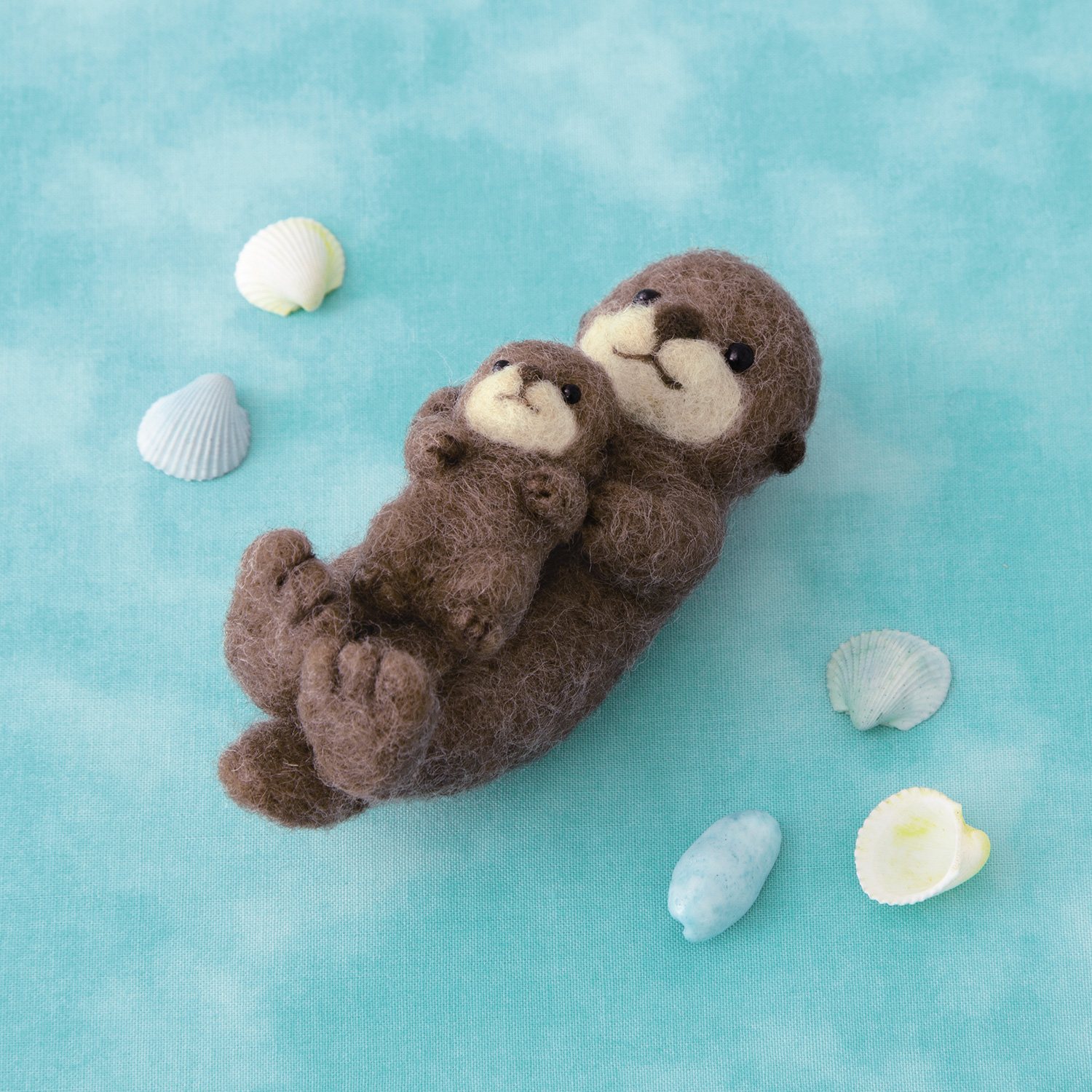 [On order/not returnable] H441-669 Sea otter family and child made with needle felt  (pcs)