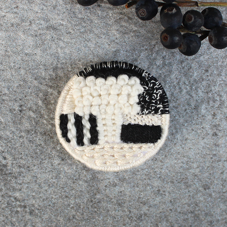 PHC-133-2 kiitos works mosaic brooch monochrome embroidery kit (bag)