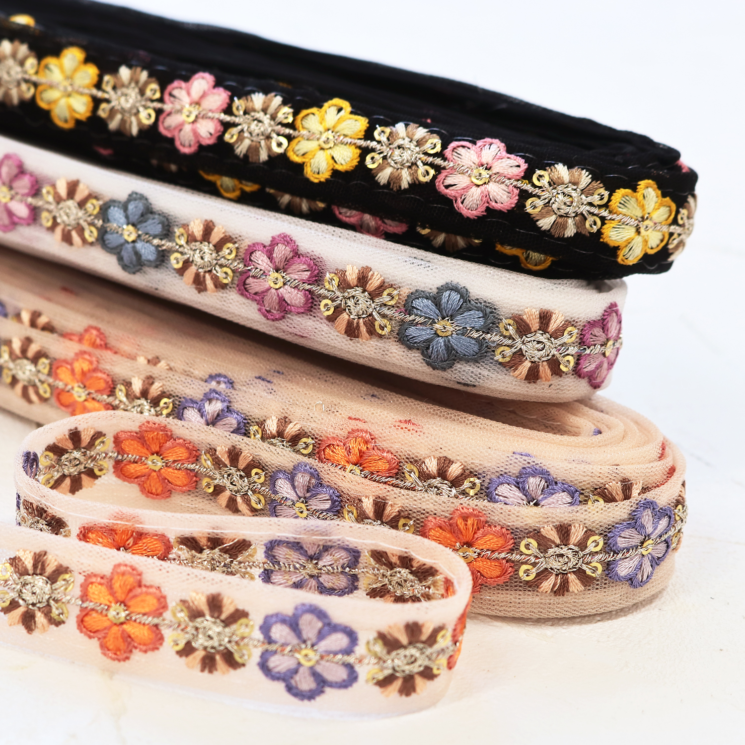 KF-R279 Indian embroidery ribbon width approx. 2cm x approx. 9m (roll)