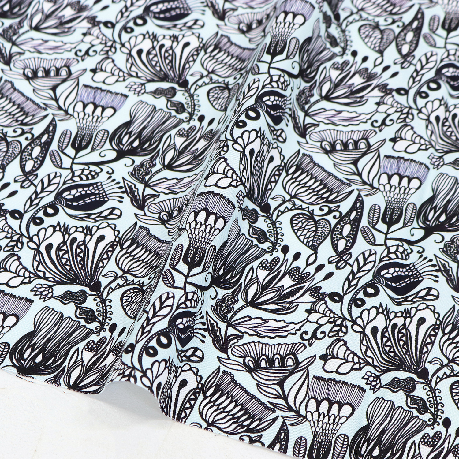 [2608 new pattern] FSP-991 Light blue ground black plant pattern Free Spirit USA cotton sheeting 1m unit (m)