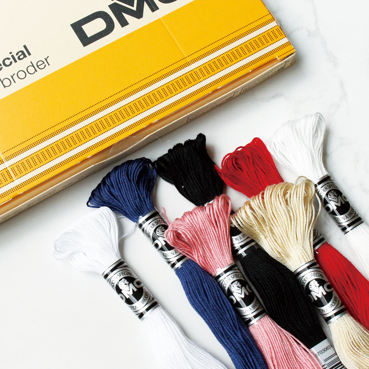 DMC107-16 DMC Embroidery Thread Fils ? Broder #16 1 skein (pcs)