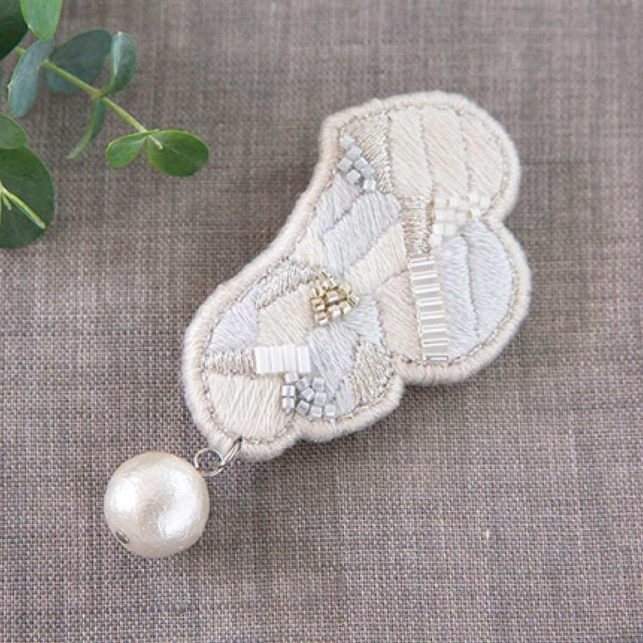 PHC-058-1 harishigoto embroidery brooch kit mokumoku × White (Pcs)