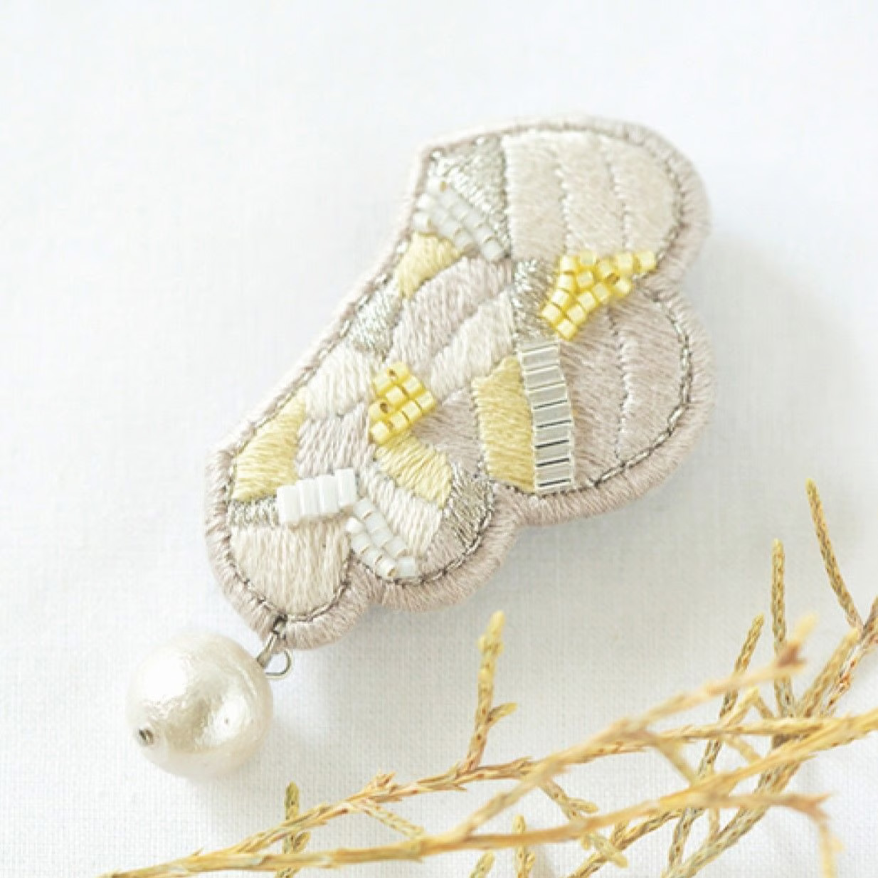 PHC-058-2 harishigoto embroidery brooch kit mokumoku ×Yellow (Pieces)