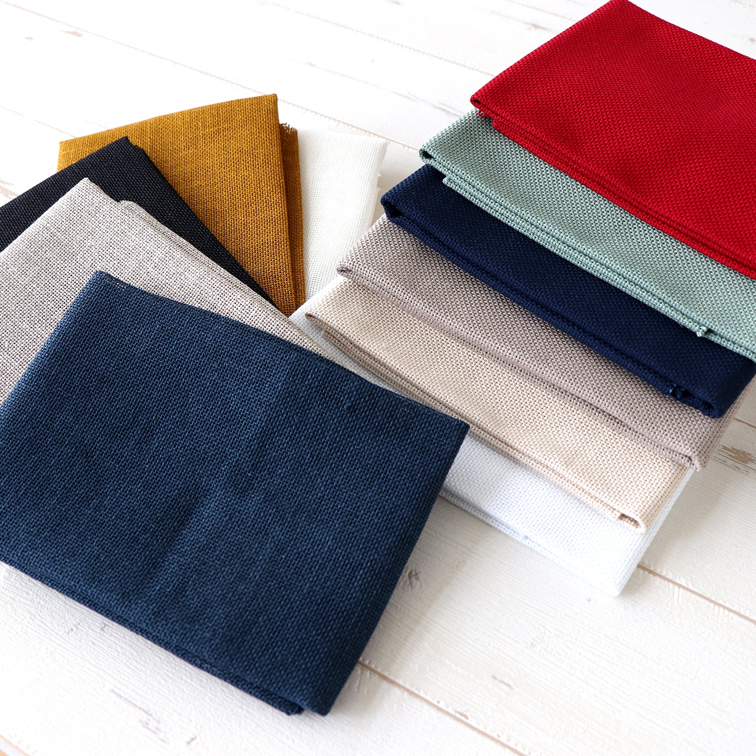 【刺繍受注会】【お取り寄せ・返品不可】OLY3500 STITCH CLOTH No.3500 リネン刺しゅうクロス 約46cm×50cm (枚)