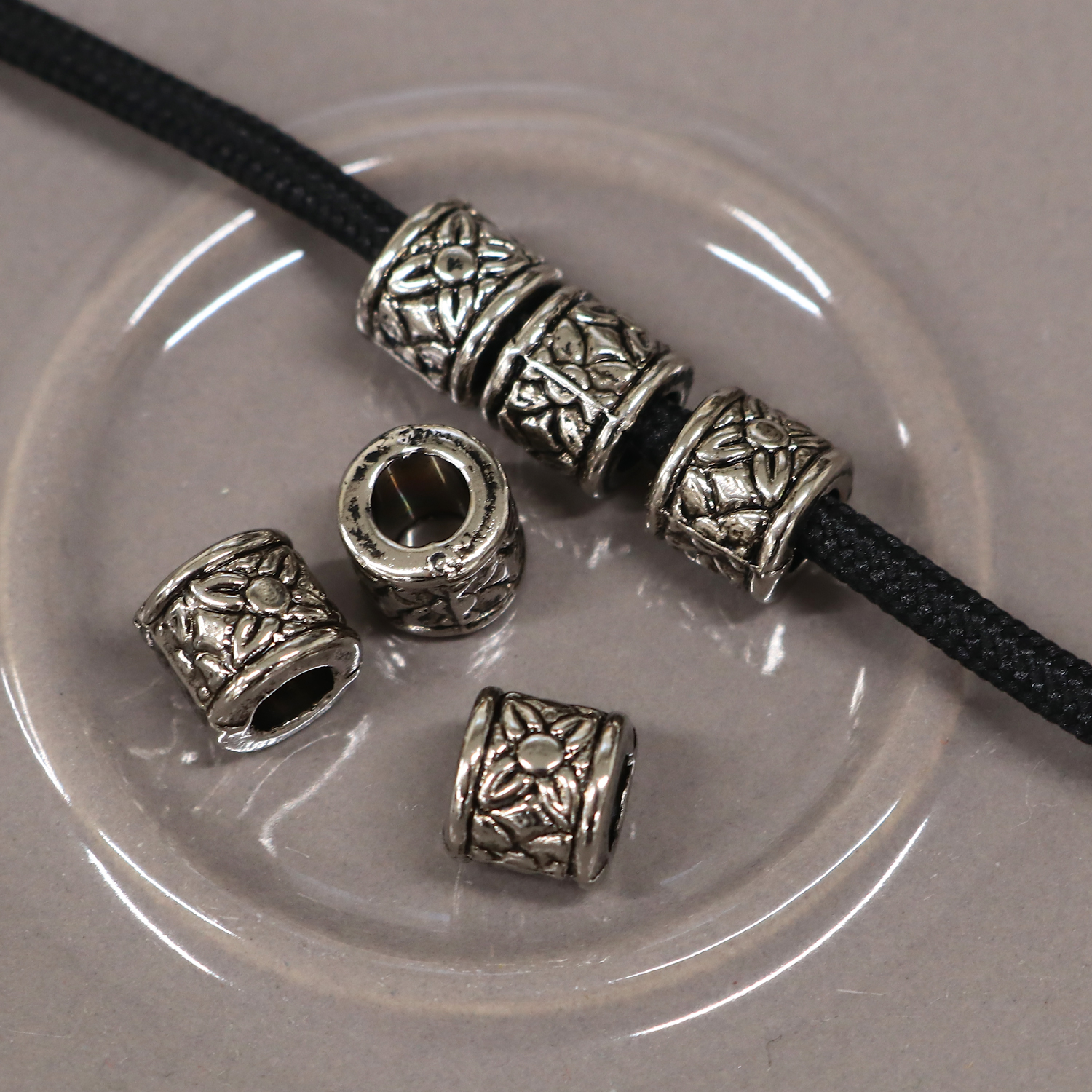 LHB-SLV Paracord Beads, Silver, Pack of 6 (Bag)