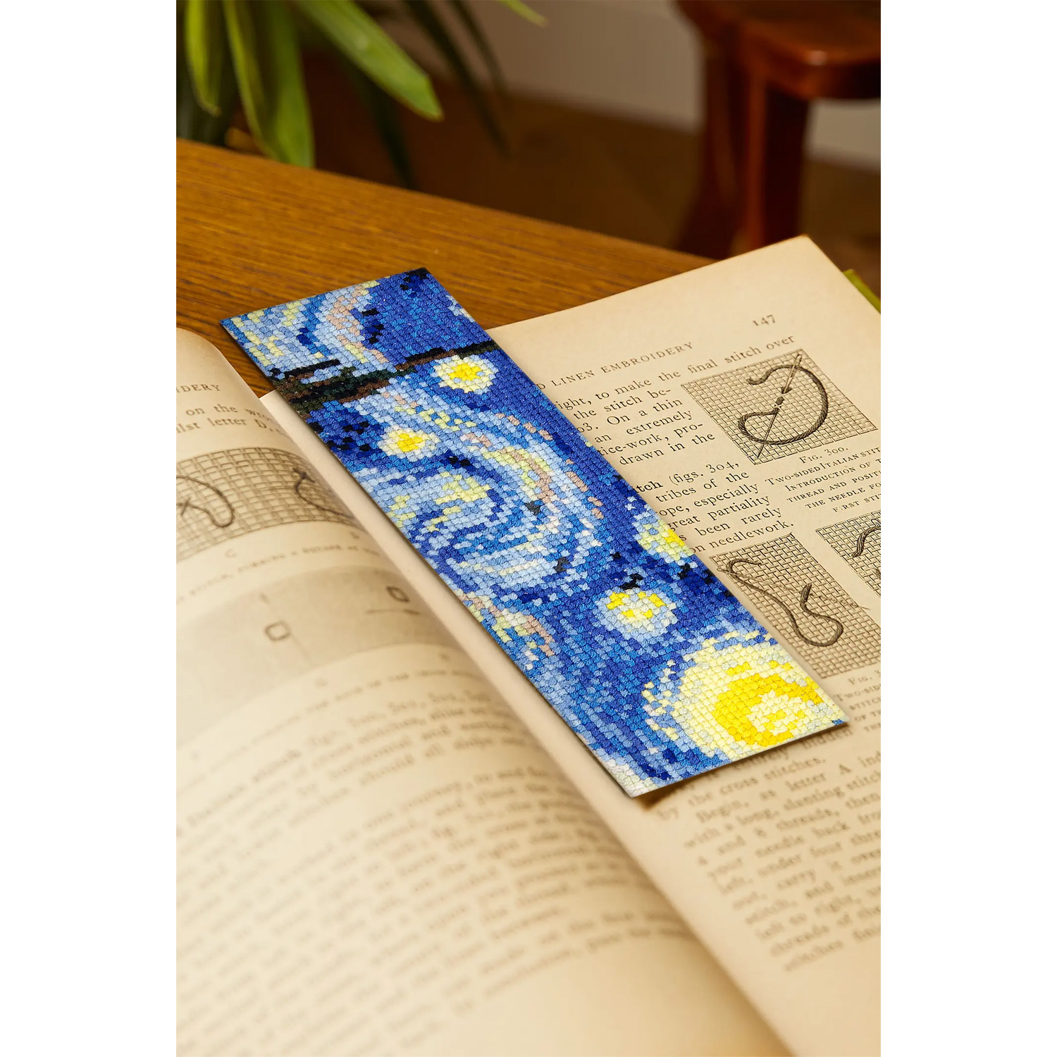 【刺繍受注会】【お取り寄せ・返品不可】DMC-BK1996 刺しゅうキット 星月夜 クロスステッチ (個)
