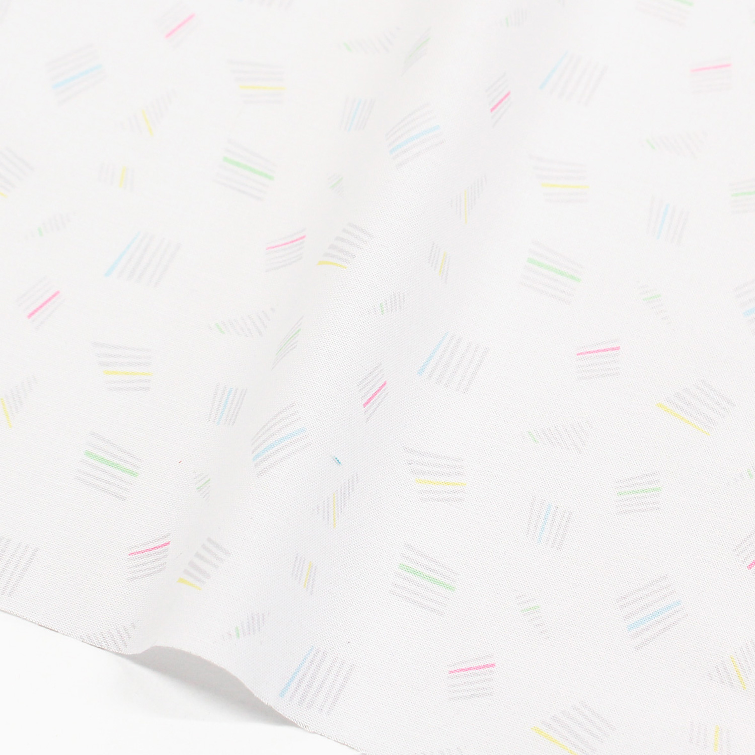 [Limited Quantity] STUDIO-8 Free Sprit Free Spirit White Random Line Square for Patchwork USA Print Sheeting 1m/unit (m)