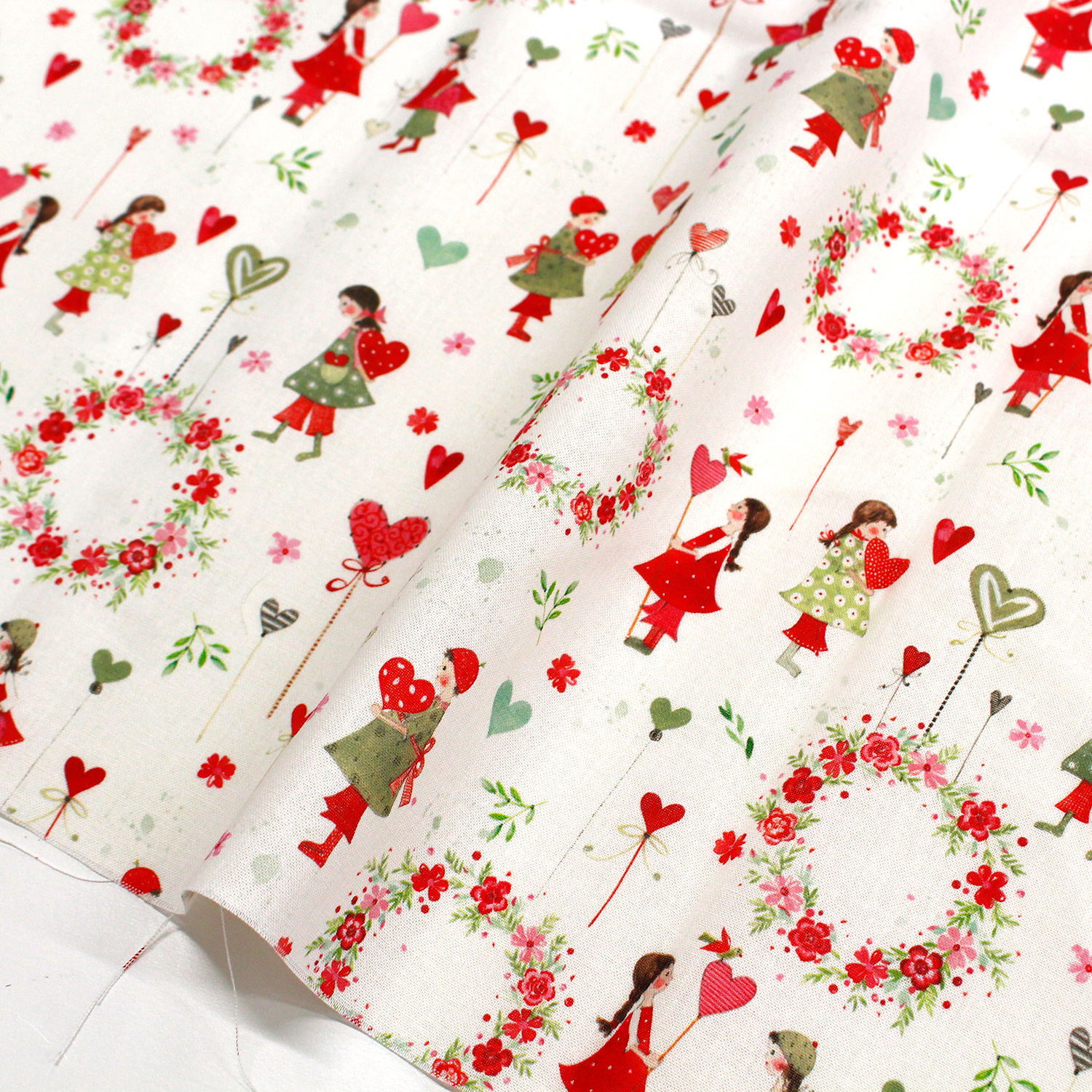 ACU3523-934-50CM acufactum Heart and Wreath Printed Fabric Approx. 150cm width 50cm units (sheets)