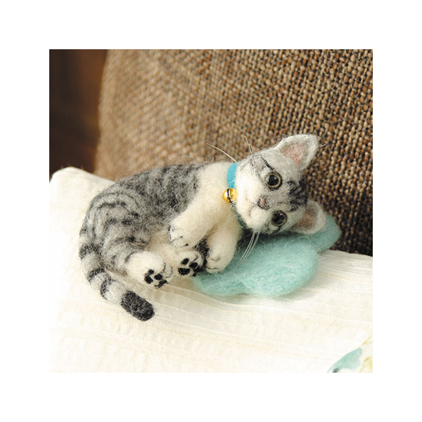 H441-365 Wool Felt Sleeping Gray Cat Felt Kit (pcs)