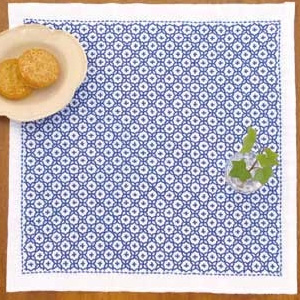 【お取り寄せ・返品不可】OLY-SK294 刺し子キット 一目刺し 花ふきんキット 十字花刺し【白】(組)