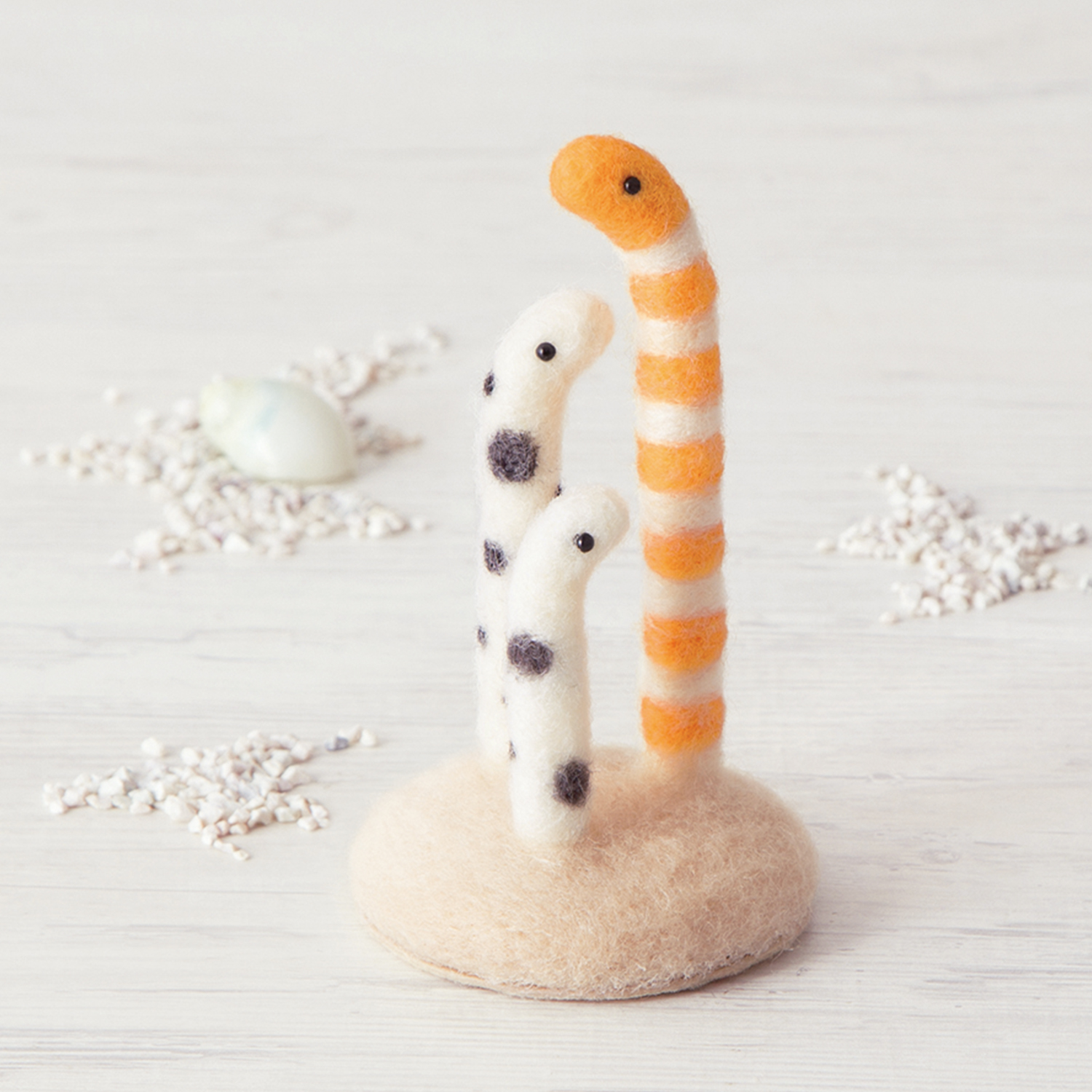 【お取り寄せ・返品不可】H441-640 ニシキアナゴとチンアナゴ 羊毛フェルトキット (個)