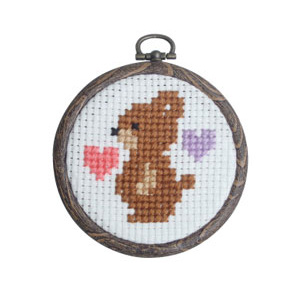 [Order upon demand, not returnable]CSK7768 "Manmaru Frame" cross-stitch kit (pcs)