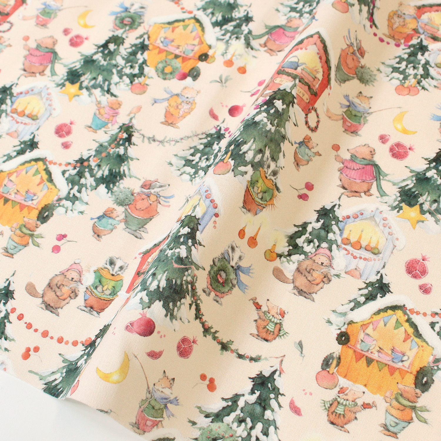 ■ACU3523-891R Christmas Tree and Animals Beige Acufactum Printed Fabric Approx. 150cm Width, Approx. 10m (Roll)