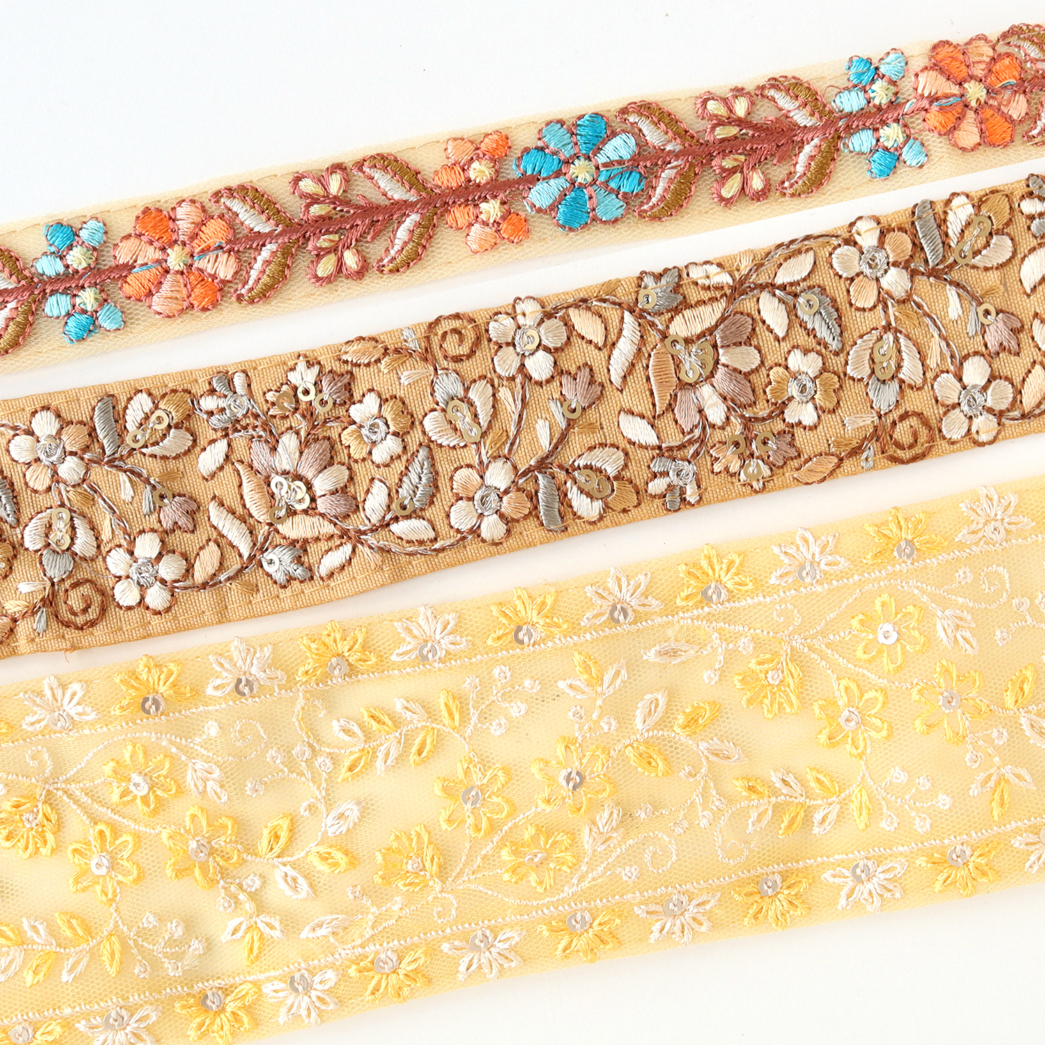 KF-RMIX-77 Indian embroidery ribbon, approx. 30cm x 3pcs (bag)