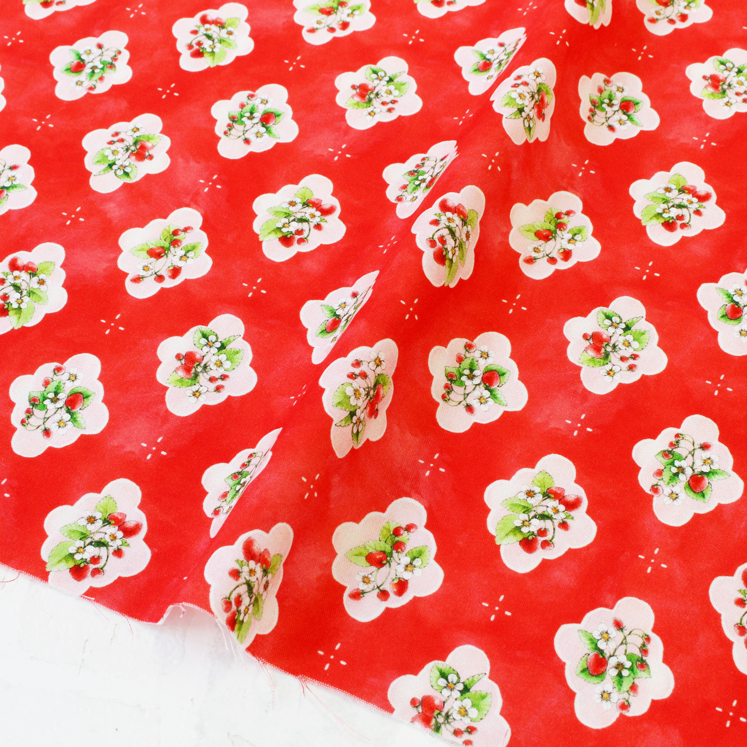 ■ROB22312-98-13.7m Red strawberry frame ROBERTKAUFMAN Robert Cuffman USA Print 13.7m roll (roll)