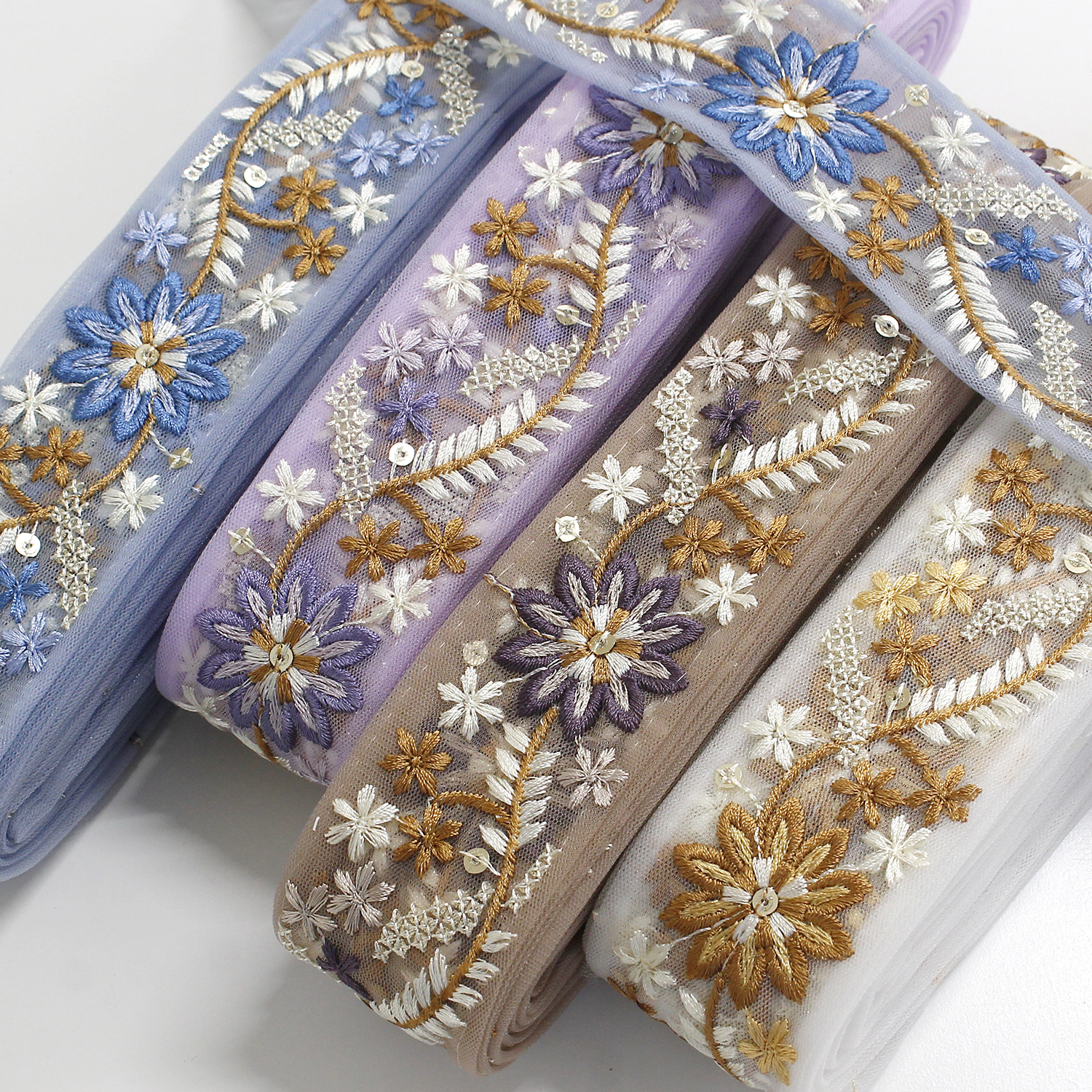 【1227新柄】KF-R17-10Y インド刺繍リボン 巾約4.4cm×原反約9m (巻)