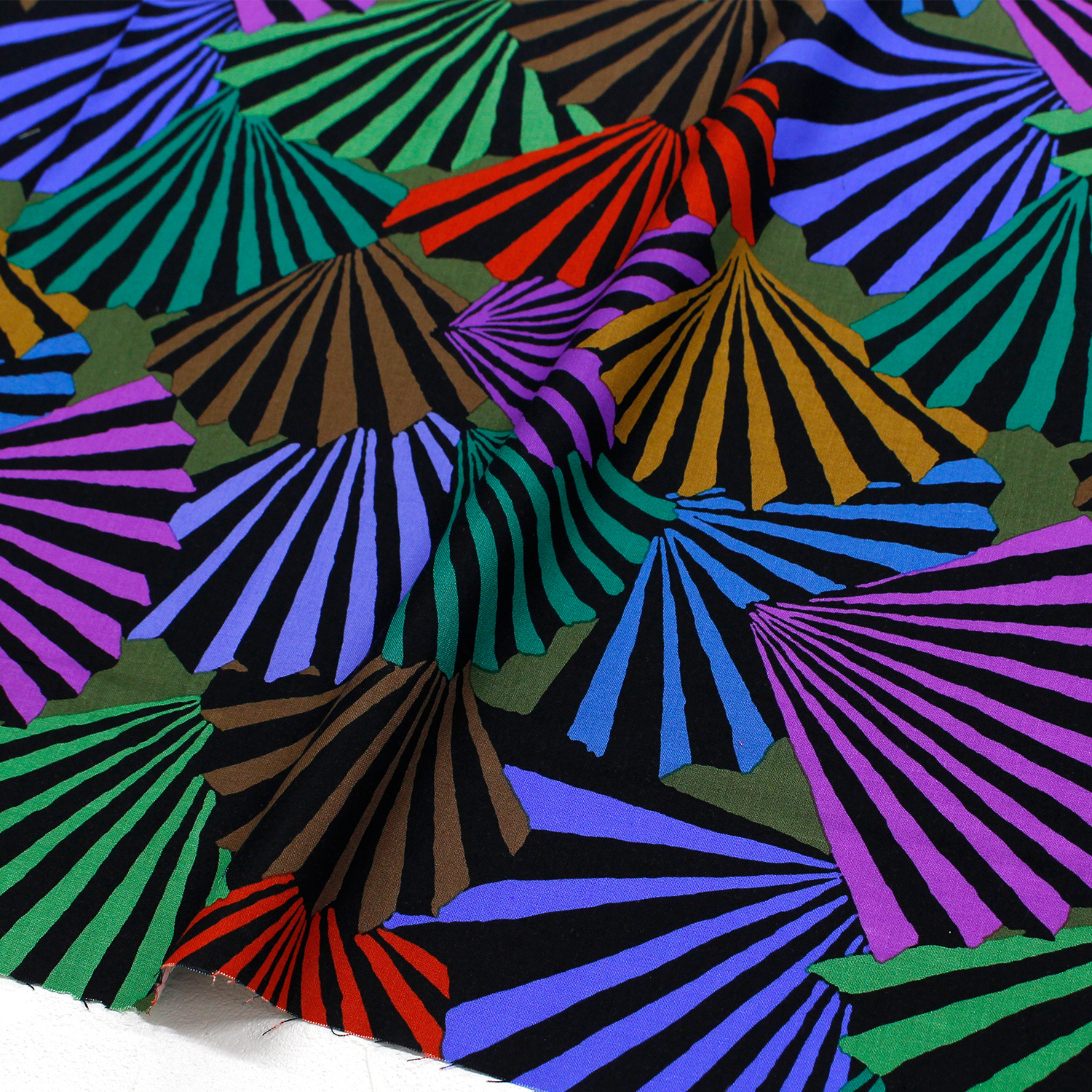 【タイムセール】FSP-931 いろどり扇 ブラック系 FreeSpirit フリースピリット Kaffe Fassett -ケイフ・ファセット- USAプリント m単位 (m)