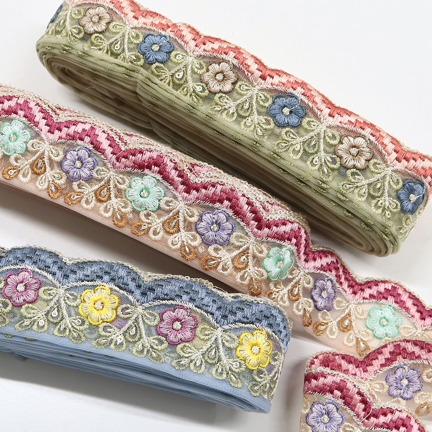 【0404新柄】KF-R121-10Y インド刺繍リボン 巾約4cm×原反約9m (巻)