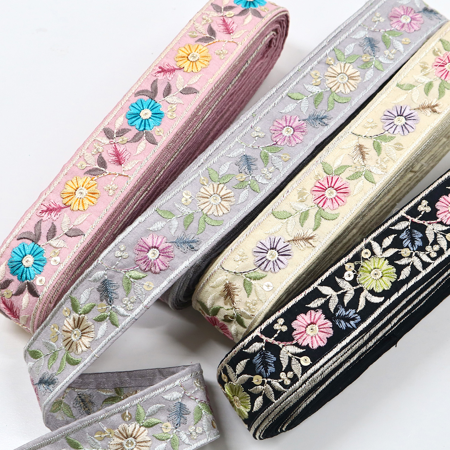 【0404新柄】KF-R16-10Y インド刺繍リボン 巾約3.4cm×原反約9m (巻)