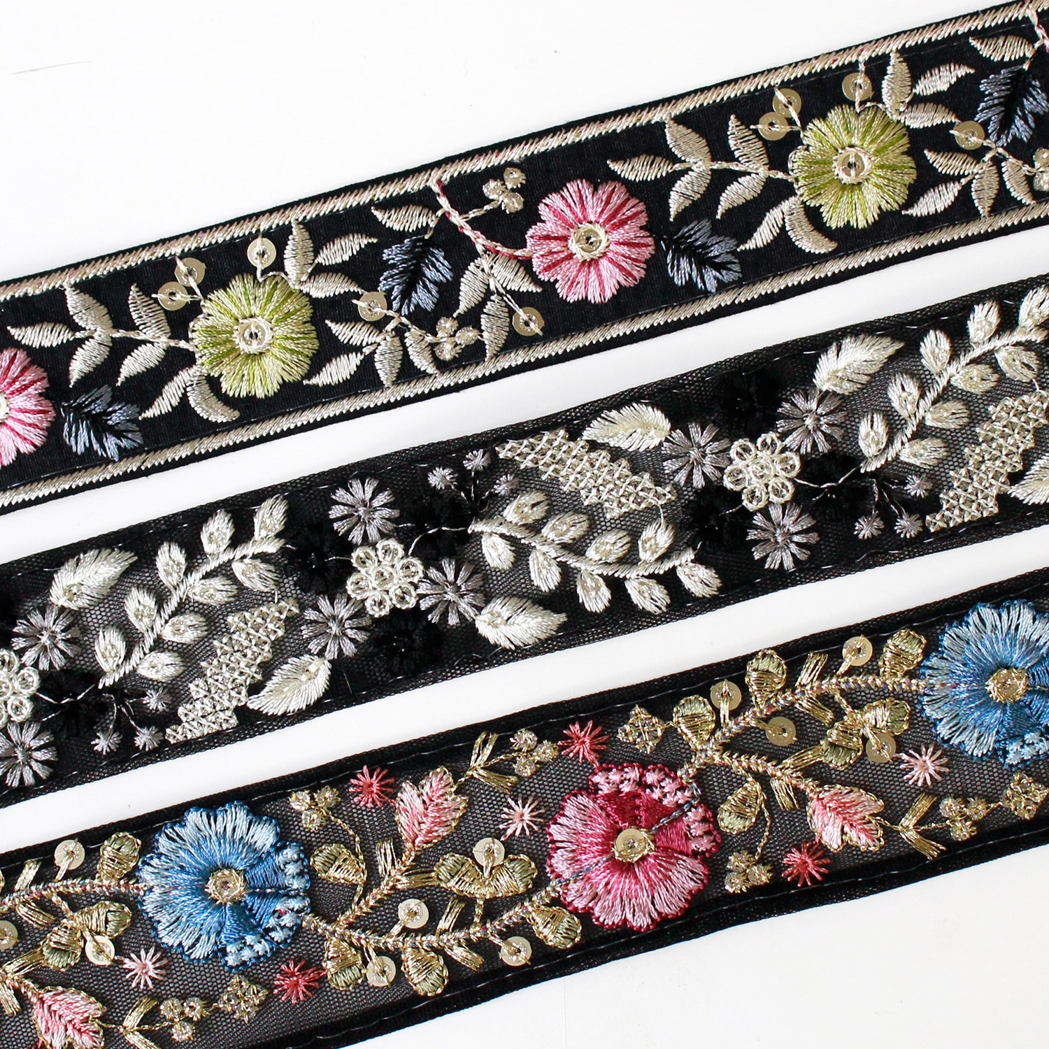 KF-RMIX-136 インド刺繍リボン ブラックアソート 約30cm×3本 (袋)