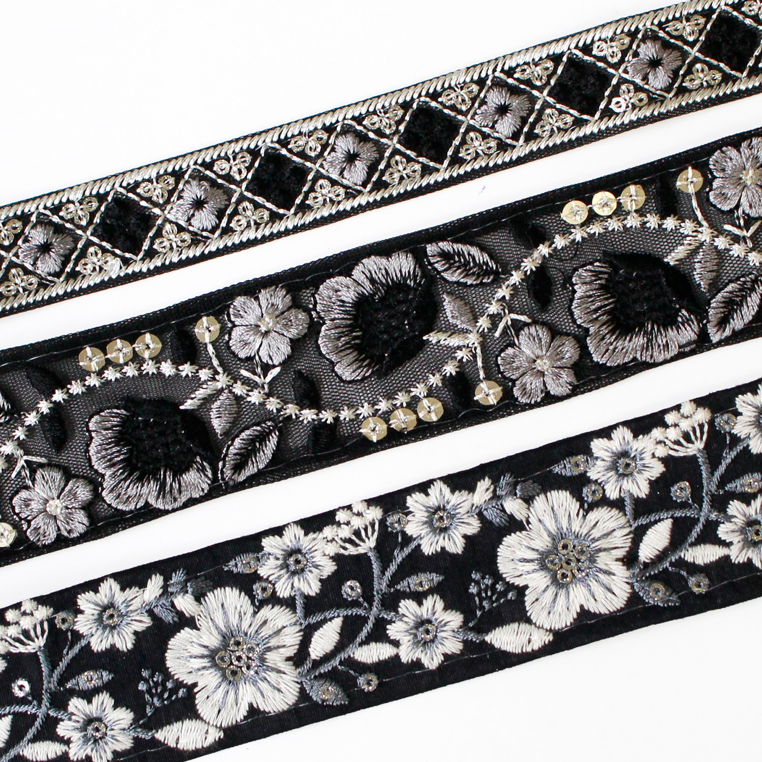 KF-RMIX-138 インド刺繍リボン ブラックアソート 約30cm×3本 (袋)