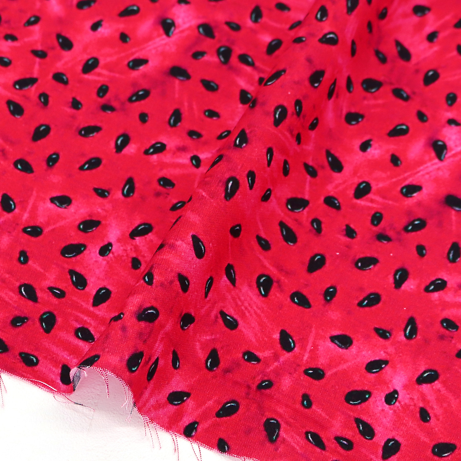 TIME1173-R USA Printed FaBric TIMELESS TREASURES 1m/unit (m)