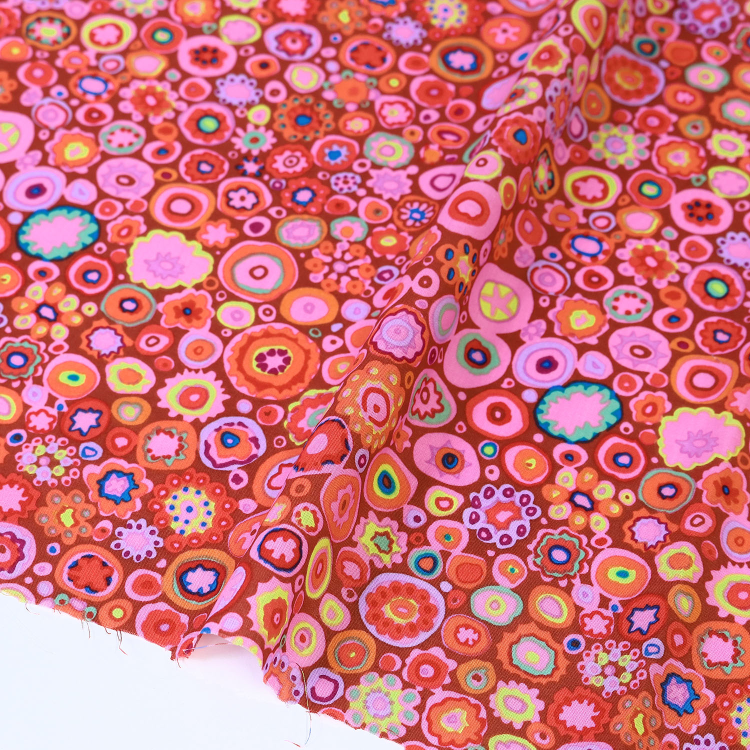 【2608新柄】FSP-980 赤地 丸 総柄 ローン生地 USAプリント Kaffe Fassett ケイフ・ファセット FreeSpirit フリースピリット 1m単位 (m)