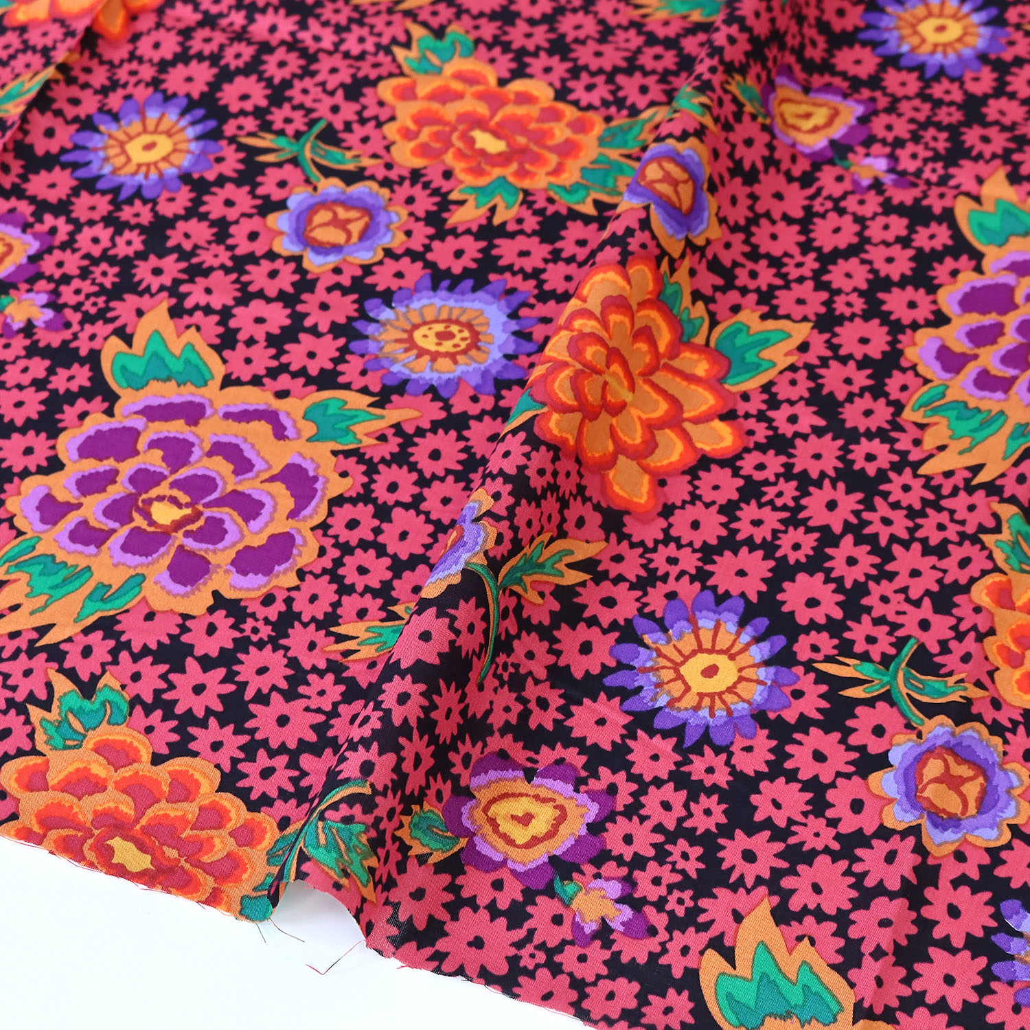 【2608新柄】FSP-982 黒地 ピンク 花柄 ローン生地 USAプリント Kaffe Fassett ケイフ・ファセット FreeSpirit フリースピリット 1m単位 (m)