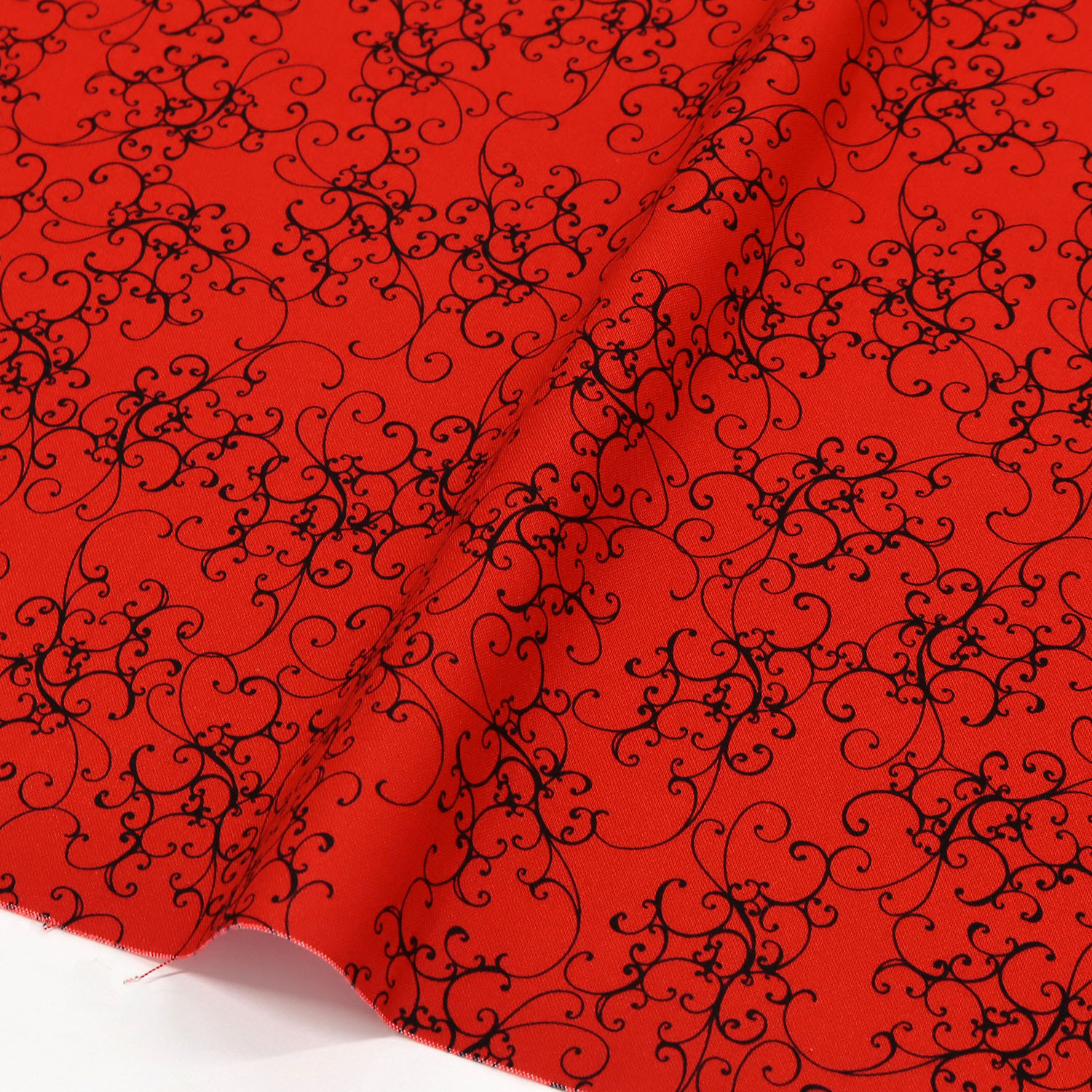 【2609再入荷】LORA692-766 赤地 唐草 Loralie Designs ローラライデザインズ 1m単位 (m)