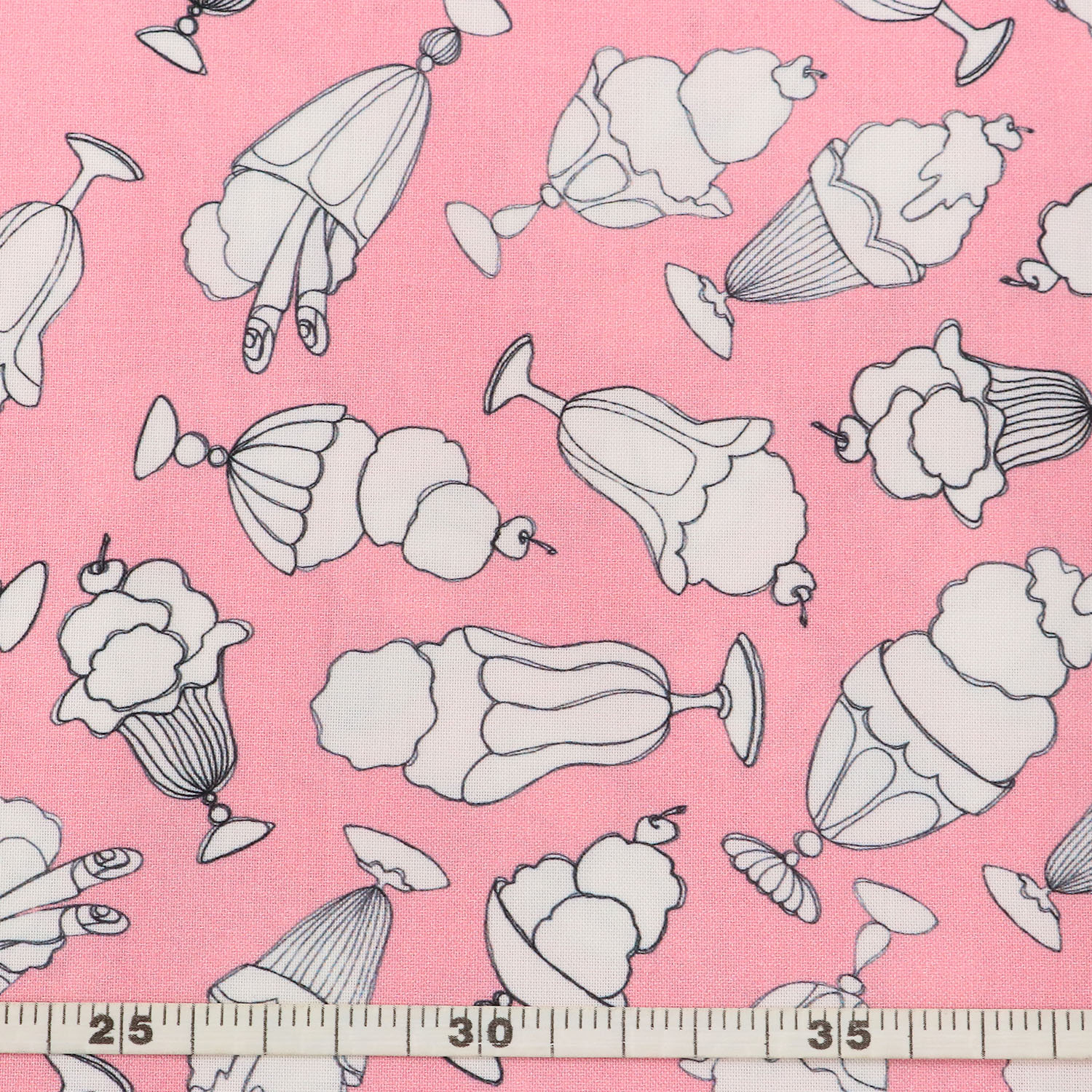 専用です 　ピンク色　白系の生地と　ハロウィン生地見本 2610再入荷】LORA692-817 ローラライデザインズ ピンク地 アイス USA